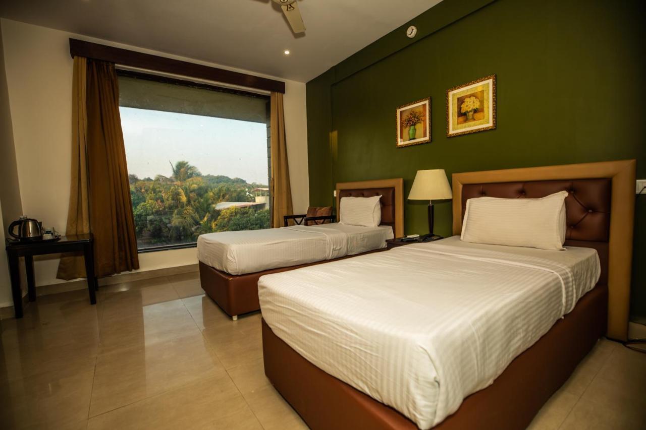 Seasons Hotel & Spa Margao Exterior foto